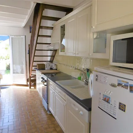 Maisonnette 3 Pieces 4-5 Personnes Proche De L'ocean - Wifi - Lenaig